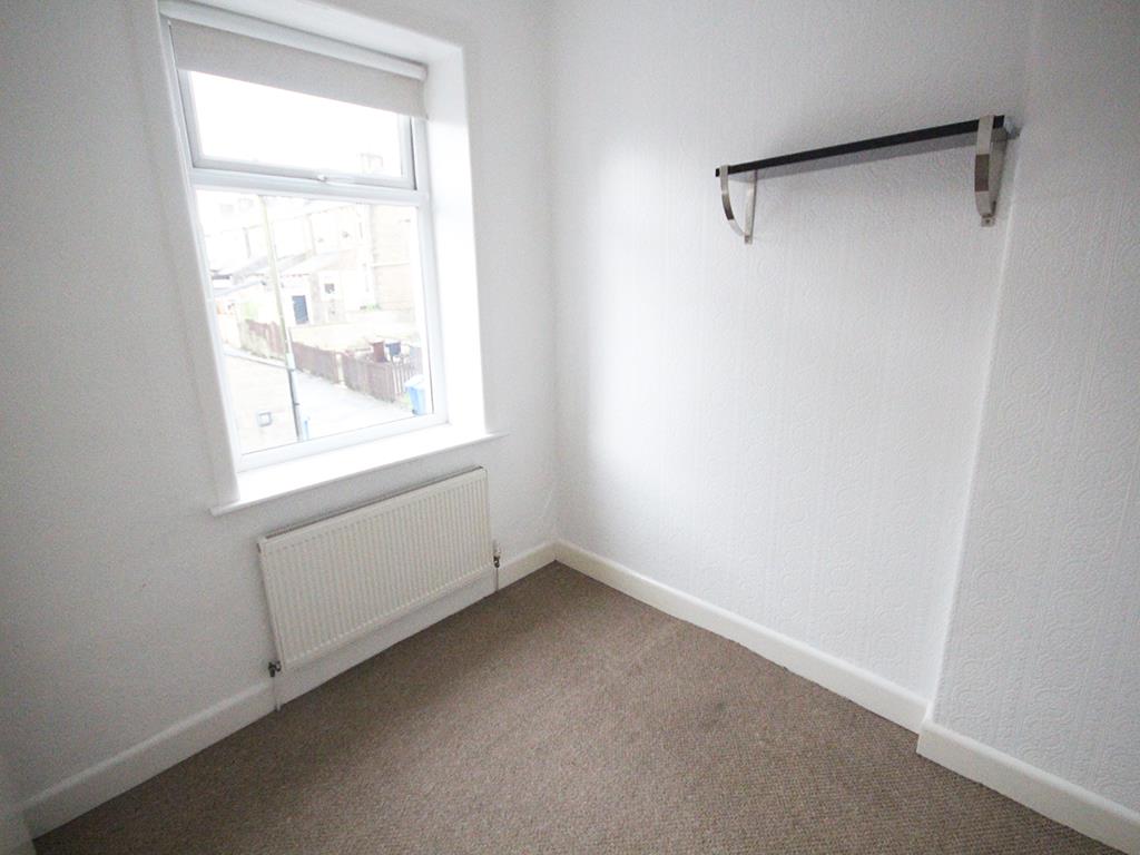 2 bedroom mid terrace house To Let in Barnoldswick - IMG_5533.jpg